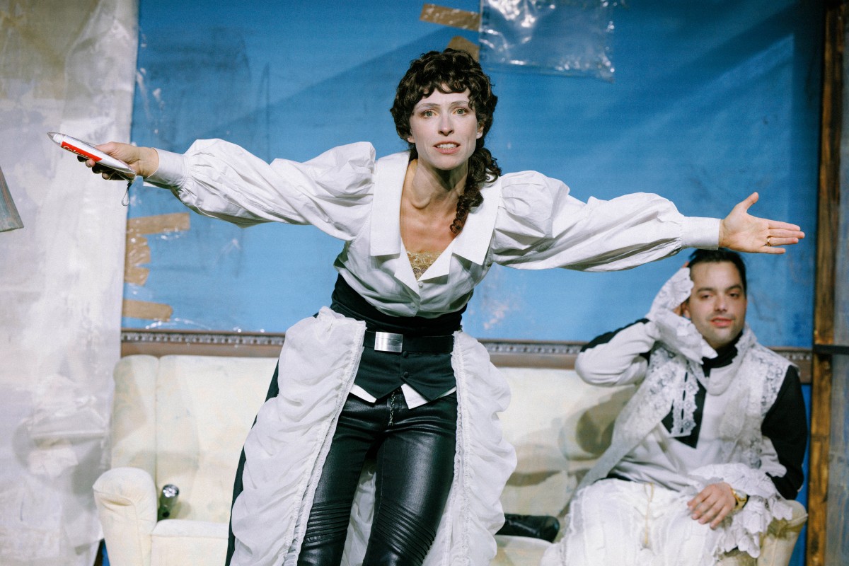 Nora oder Wie man das Herrenhaus kompostiert 