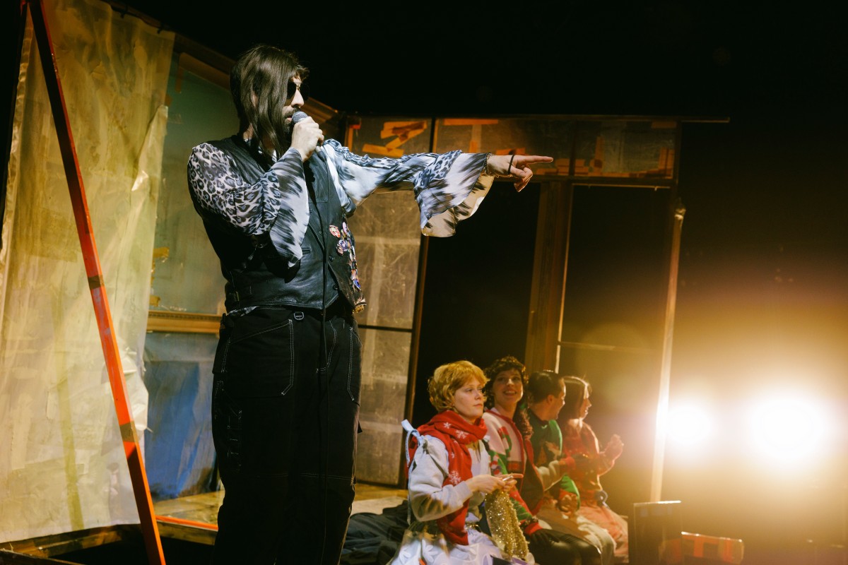 Nora oder Wie man das Herrenhaus kompostiert 